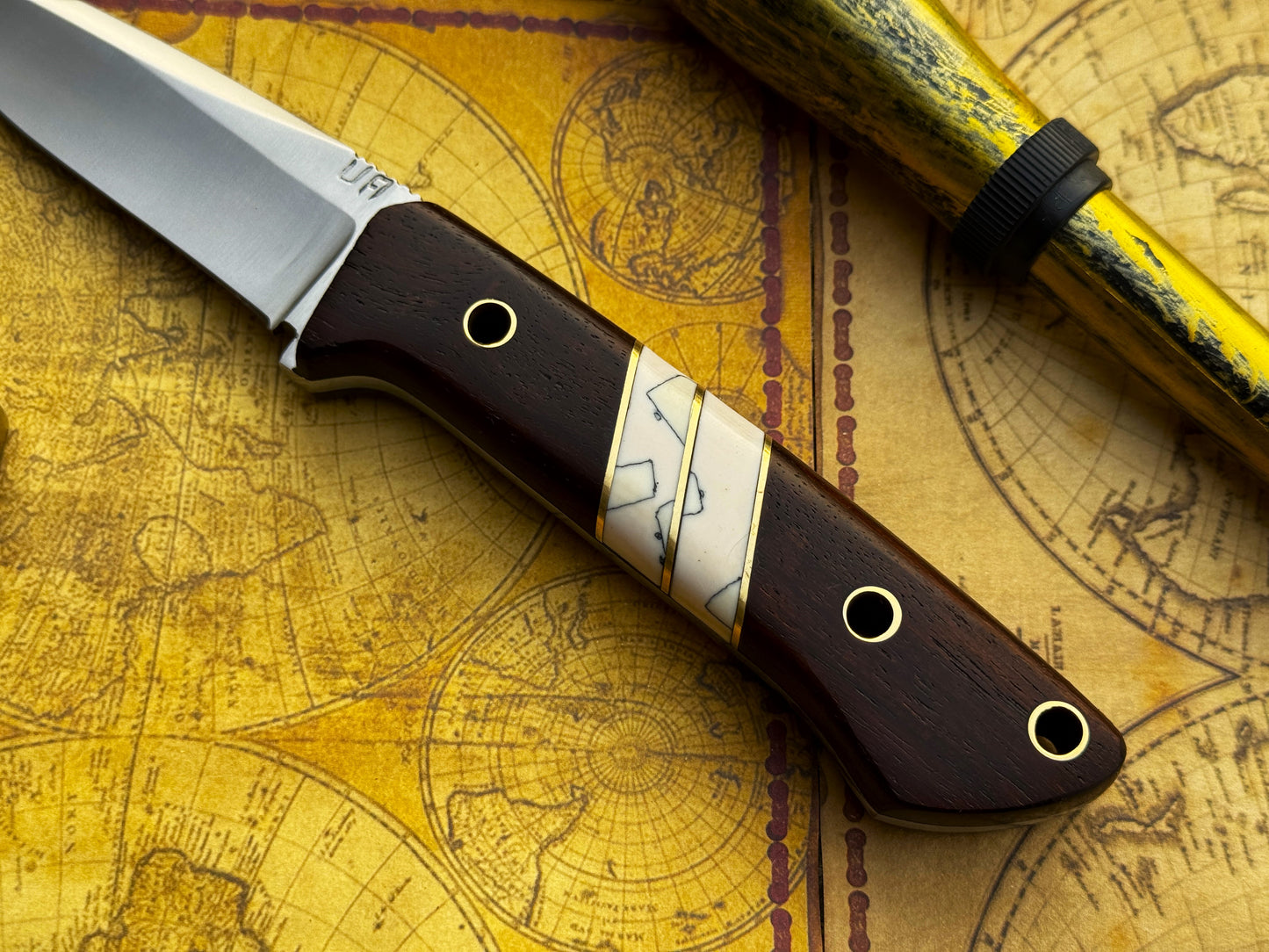UA SIlver Myst - Stainless Steel Skinner Knife with Sheath