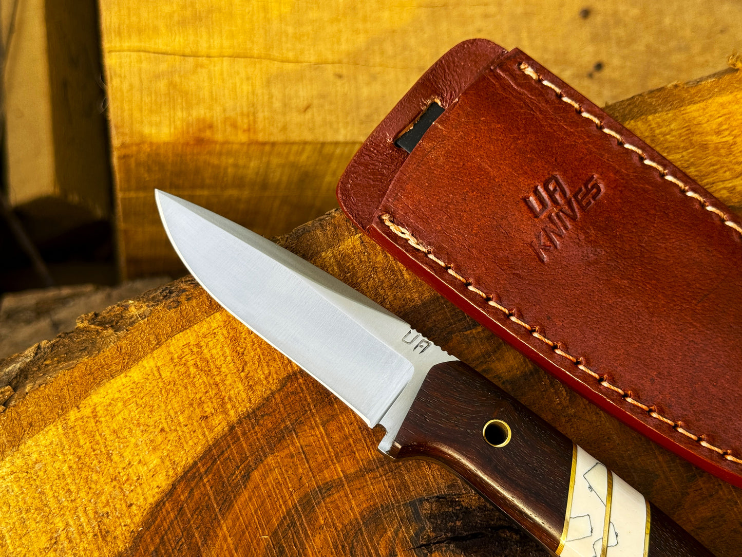 UA SIlver Myst - Stainless Steel Skinner Knife with Sheath