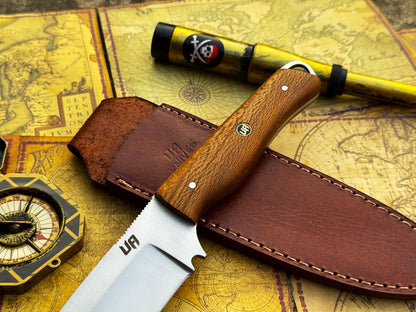 UA Nature Nook - Hand Forged Stainless Steel Hunting Knife