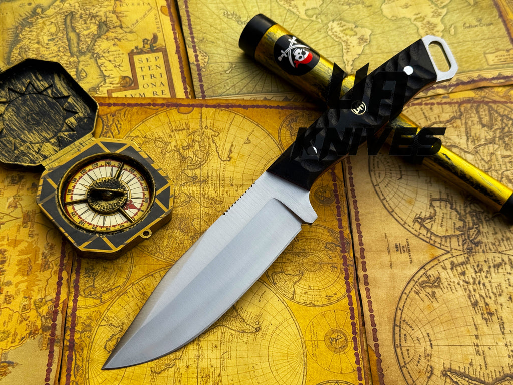 UA Knives Night Stalker hunting knife with 12C27 stainless steel blade and ergonomic handle, designed for outdoor hunting activities.