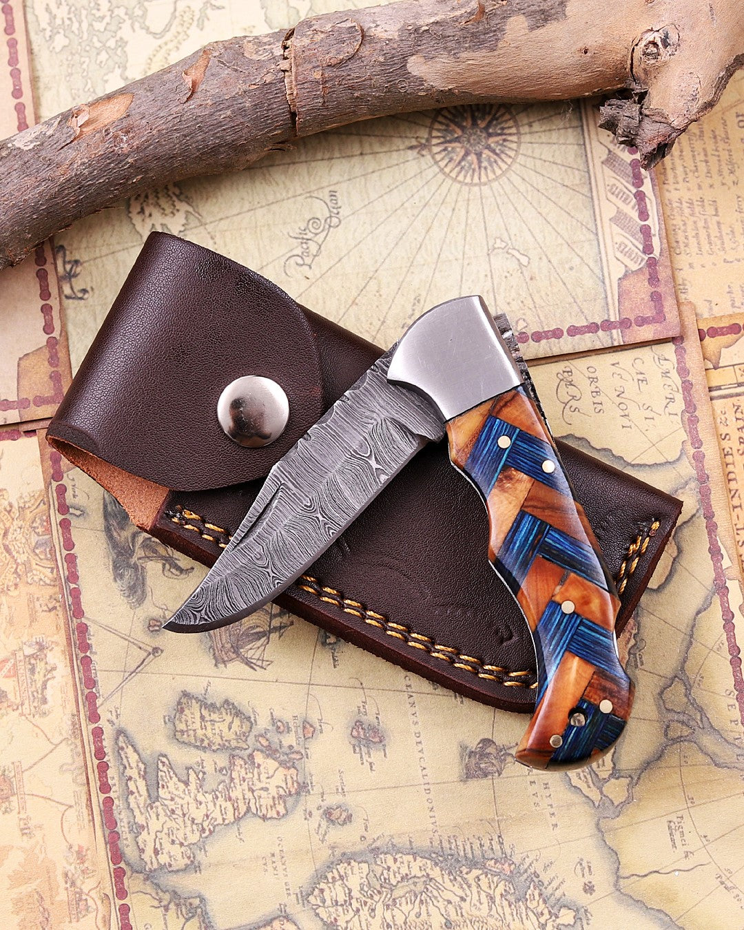 Handmade Damascus Steel EDC Folding Knife – Traditional Pocket Knife with Premium Handle