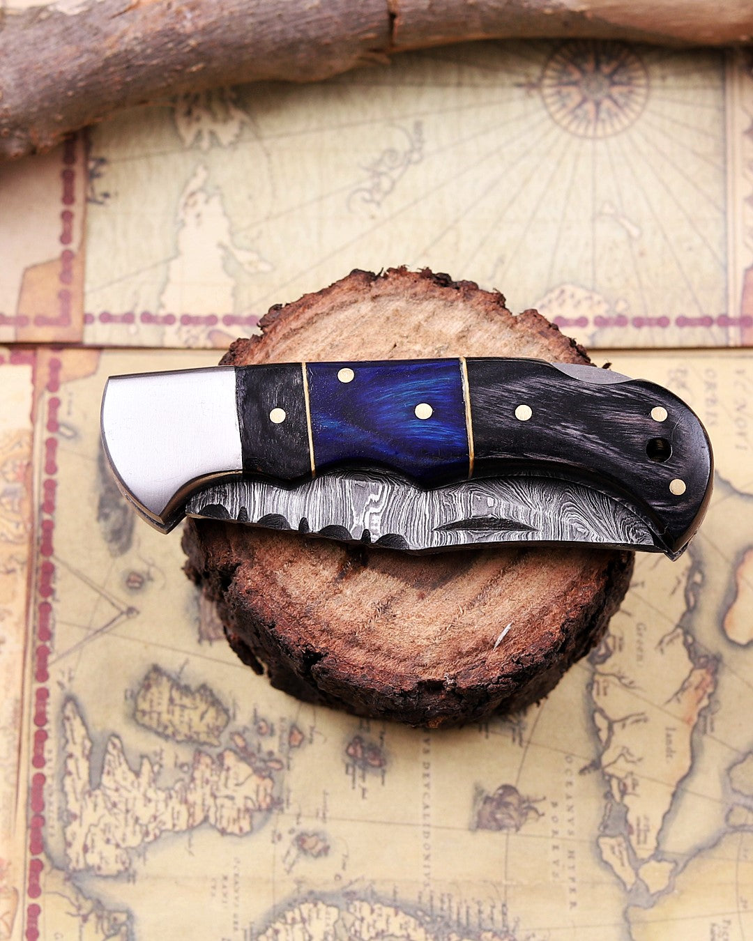 Handmade Damascus Steel Folding Knife – Premium EDC Pocket Knife with Wood Handle