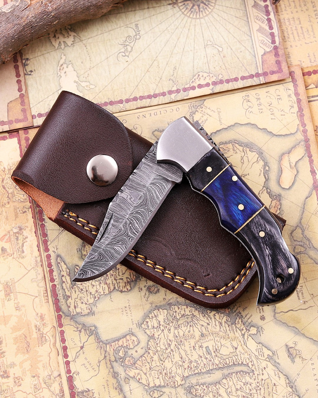 Handmade Damascus Steel Folding Knife – Premium EDC Pocket Knife with Wood Handle